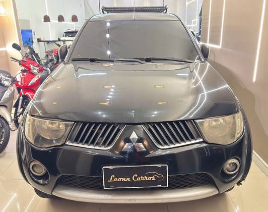 MITSUBISHI L200 2.5 GL 4X4 CD 8V TURBO DIESEL 4P MANUAL MITSUBISHI L200 2.5 GL 4X4 CD 8V TURBO DIESEL 4P MANUAL